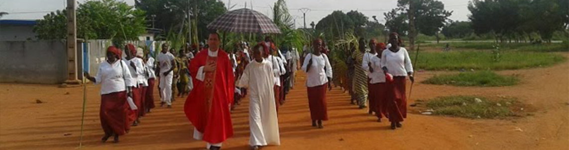 Djébonoua (Coasta de Fildeş): Rameaux (Duminica Floriilor) în Parohia “Notre Dame de L’Assomption”