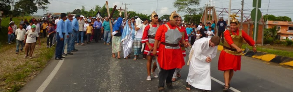 Ecuador (Santa Lucia): Calea Crucii în Vinerea Mare